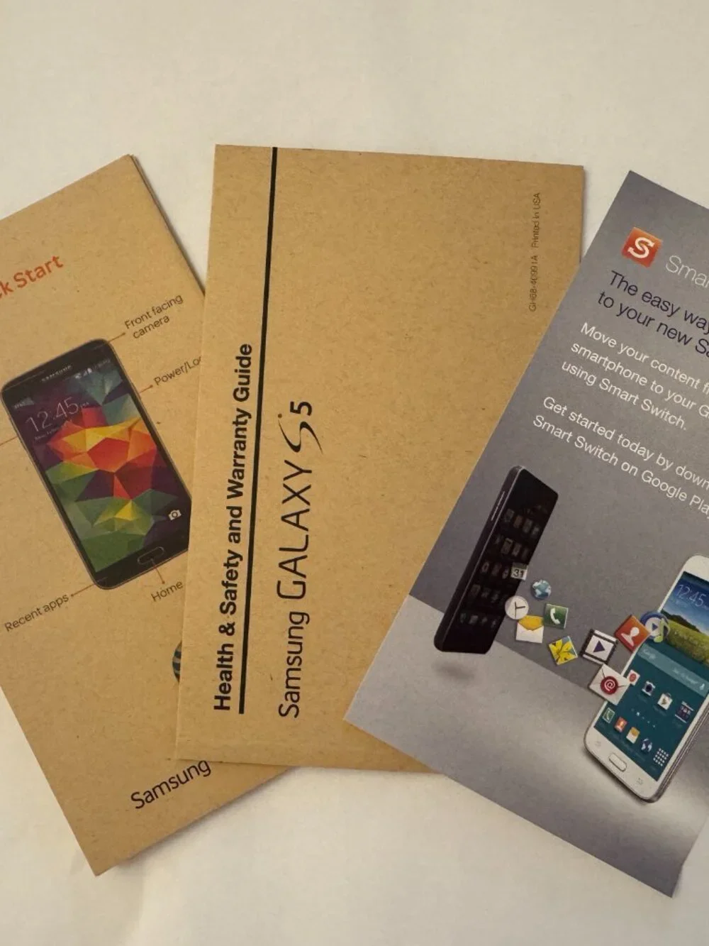 Samsung Galaxy S5 Original Box Charger USB 3.0 Cable Earbuds Manuals NO PHONE